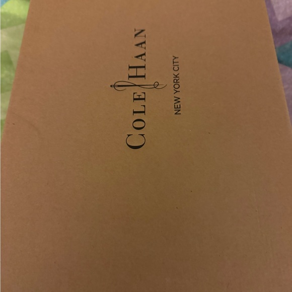 Cole Haan Tan Box - Picture 5 of 6